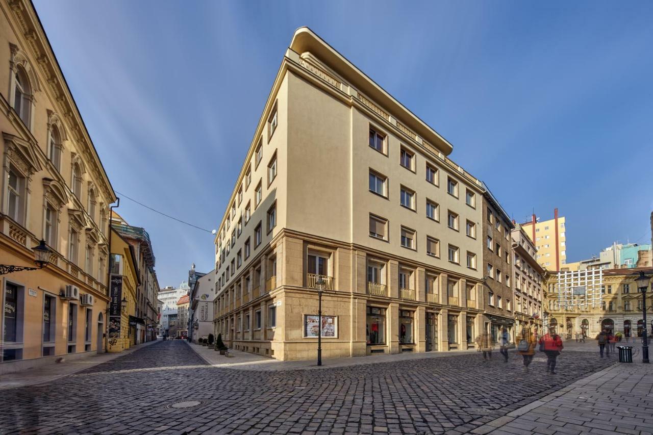 Pikachu'S Gallery - Historical Old Town Bratislava Esterno foto