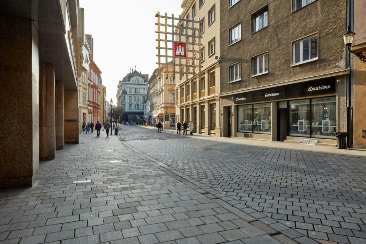 Pikachu'S Gallery - Historical Old Town Bratislava Esterno foto
